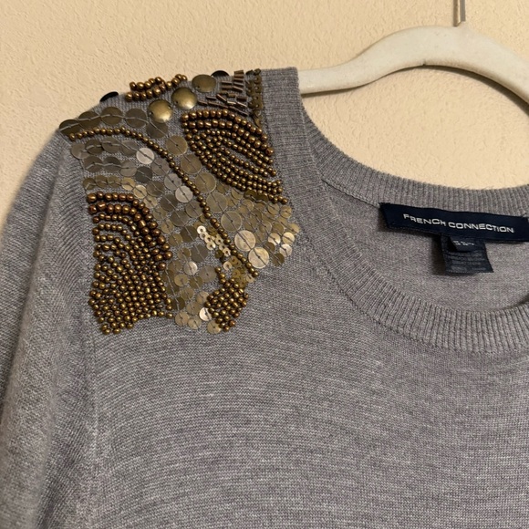 French Connection Gray Sweater Dress Beaded Shoulders Size 6 - Picture 5 of 15